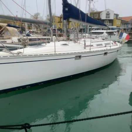 Nuit Sur Un Bateau * La Rochelle (Charente-Maritime)