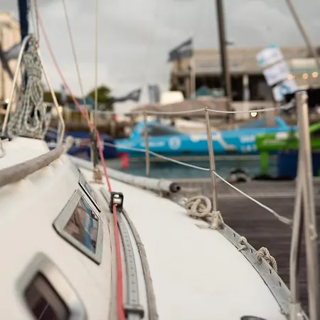 Bateau-hôtel Nuit Sur Un Bateau