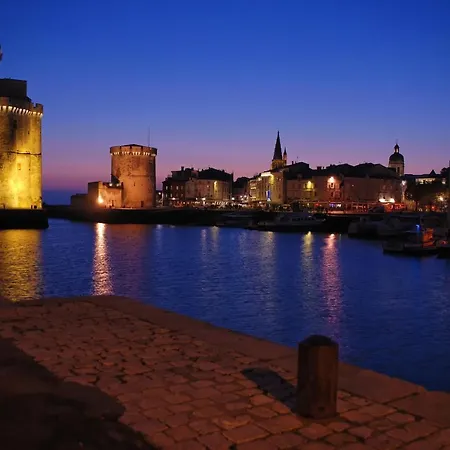 Bateau-hôtel Nuit Sur Un Bateau