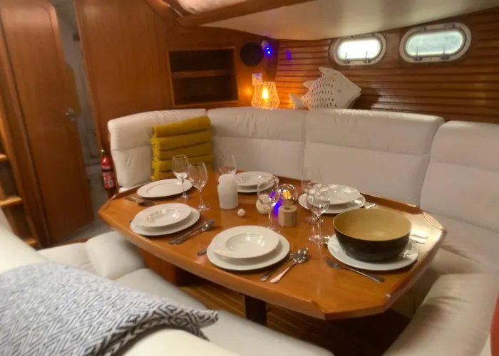 Nuit Sur Un Bateau *